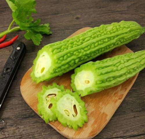 纺织城吃瓜,探寻民间美食风情