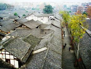 南充古城吃瓜,瓜果飘香，品味千年古城美食风情