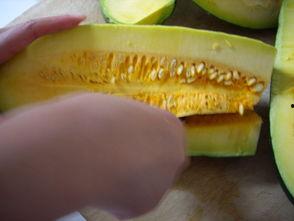 吊瓜应该怎么切开吃,尽享清新口感与营养美味